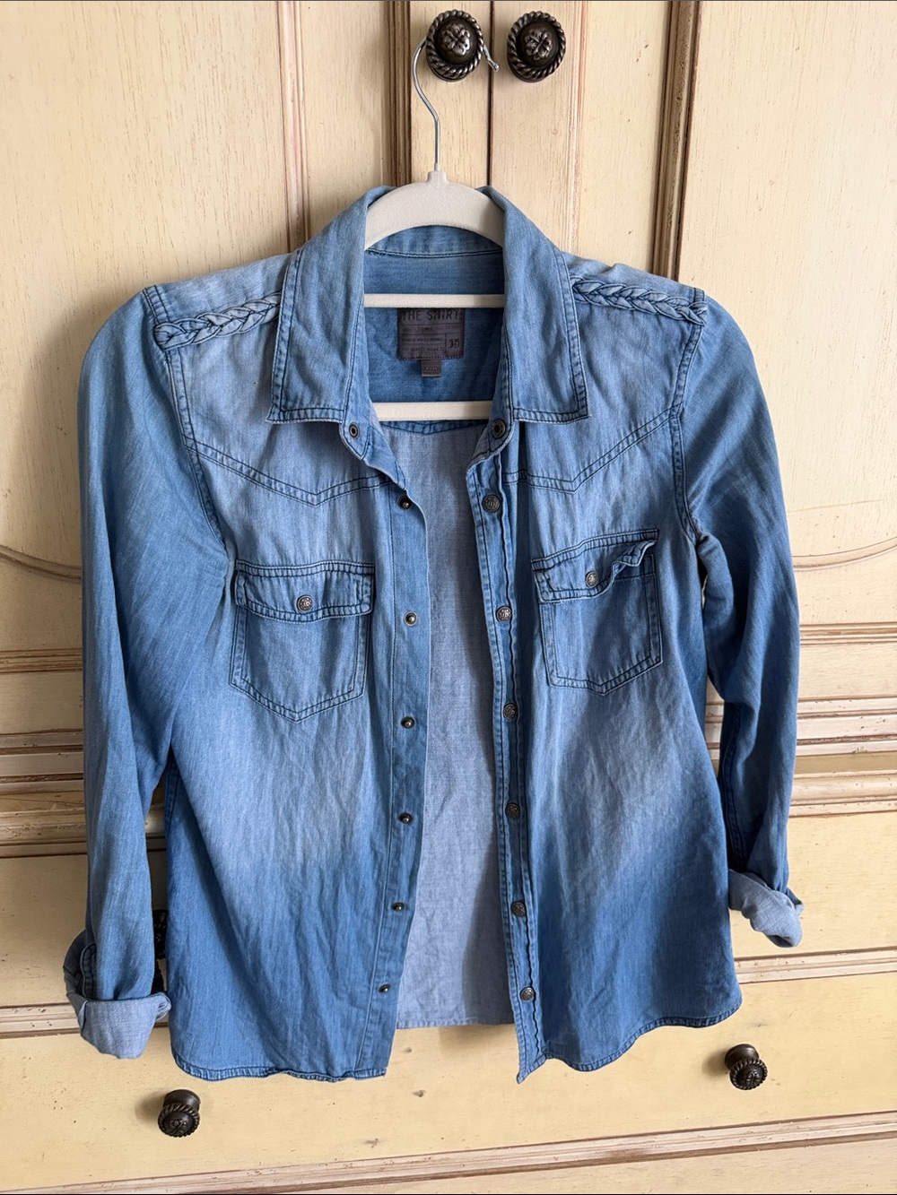 Vintage Joe's Jeans Light Blue Denim Button-Up Shirt